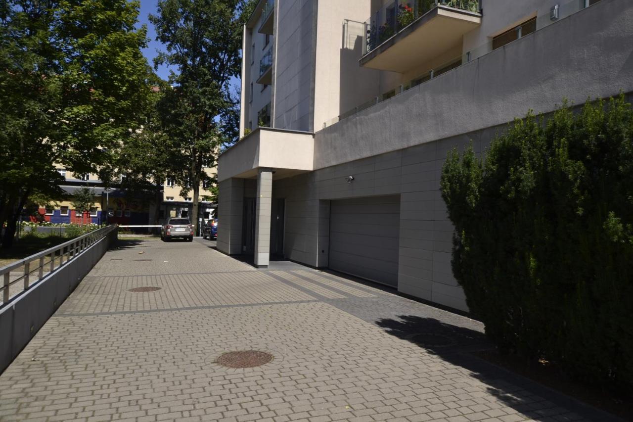 Apartament Bursztynowy Z Garazem -Centrum Gliwic Gliwice Bagian luar foto